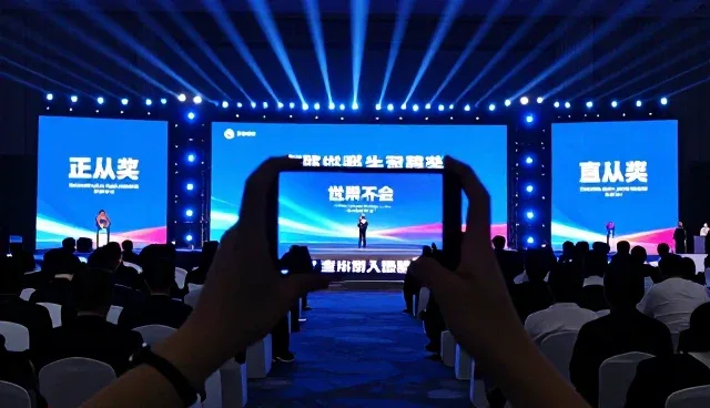 多场景下团队协作的管理挑战与解决方案
